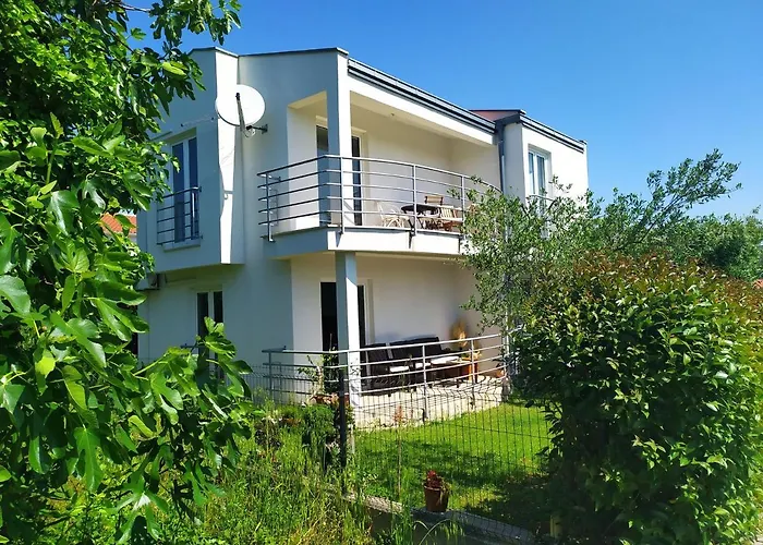 Dadic Apartments