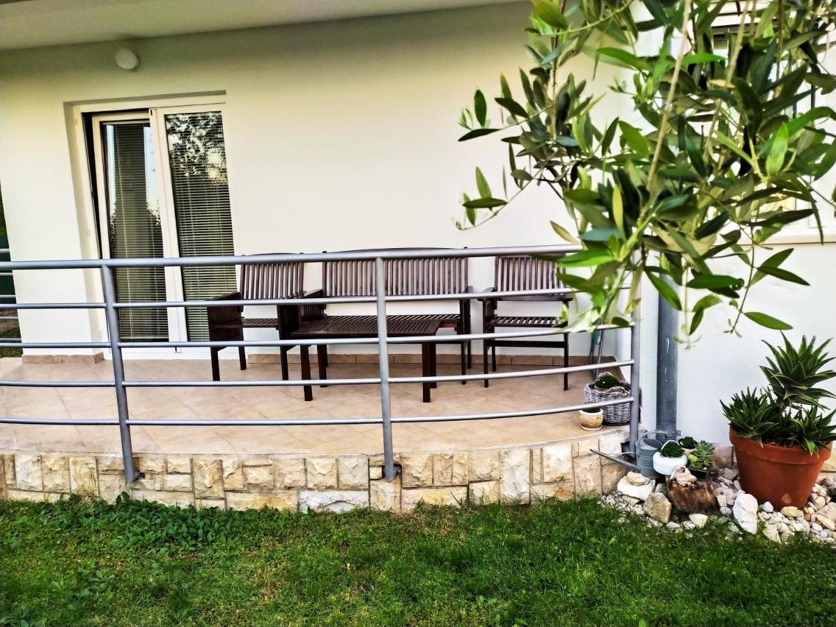 Dadic Apartment Bibinje